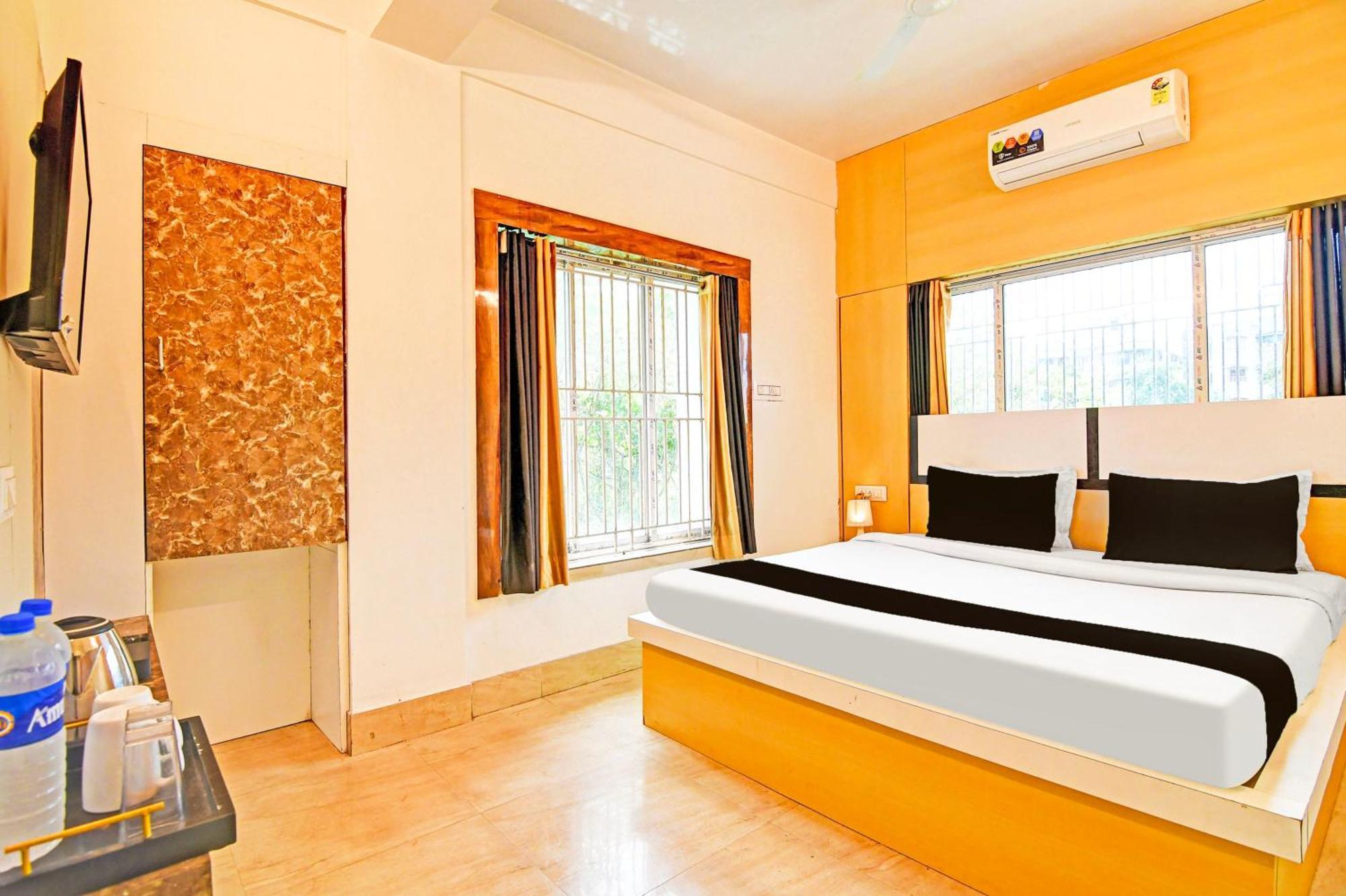 Super Hotel O Ruby Near Acropolis Mall Kolkata Exterior photo