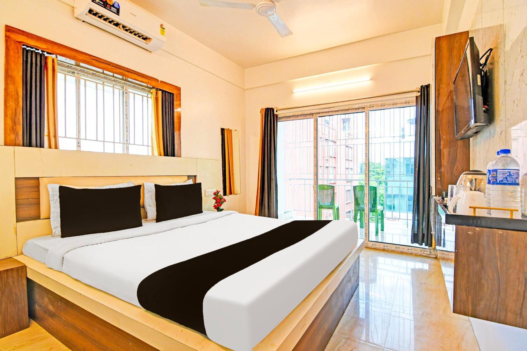 Super Hotel O Ruby Near Acropolis Mall Kolkata Exterior photo